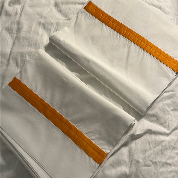 Matouk - Picture 2 of 3